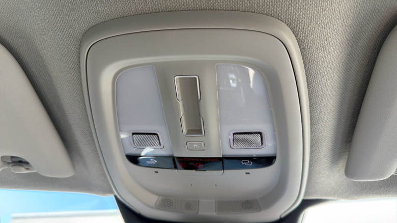 Volvo XC40 2.0 B4P Ultimate Dark 5dr Auto Petrol Estate